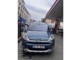 Temiz aile aracı garaj arabasıdır tram kaydı yoktur pazarlık payı vardır