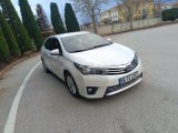 Değişensiz Toyota Corolla tek fiyat
